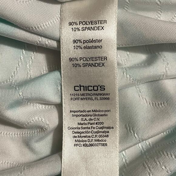 Chicos Womens Blouse Size 2 or Large White Blue Embroidered V Neck 3/4 Sleeve - Picture 6 of 13